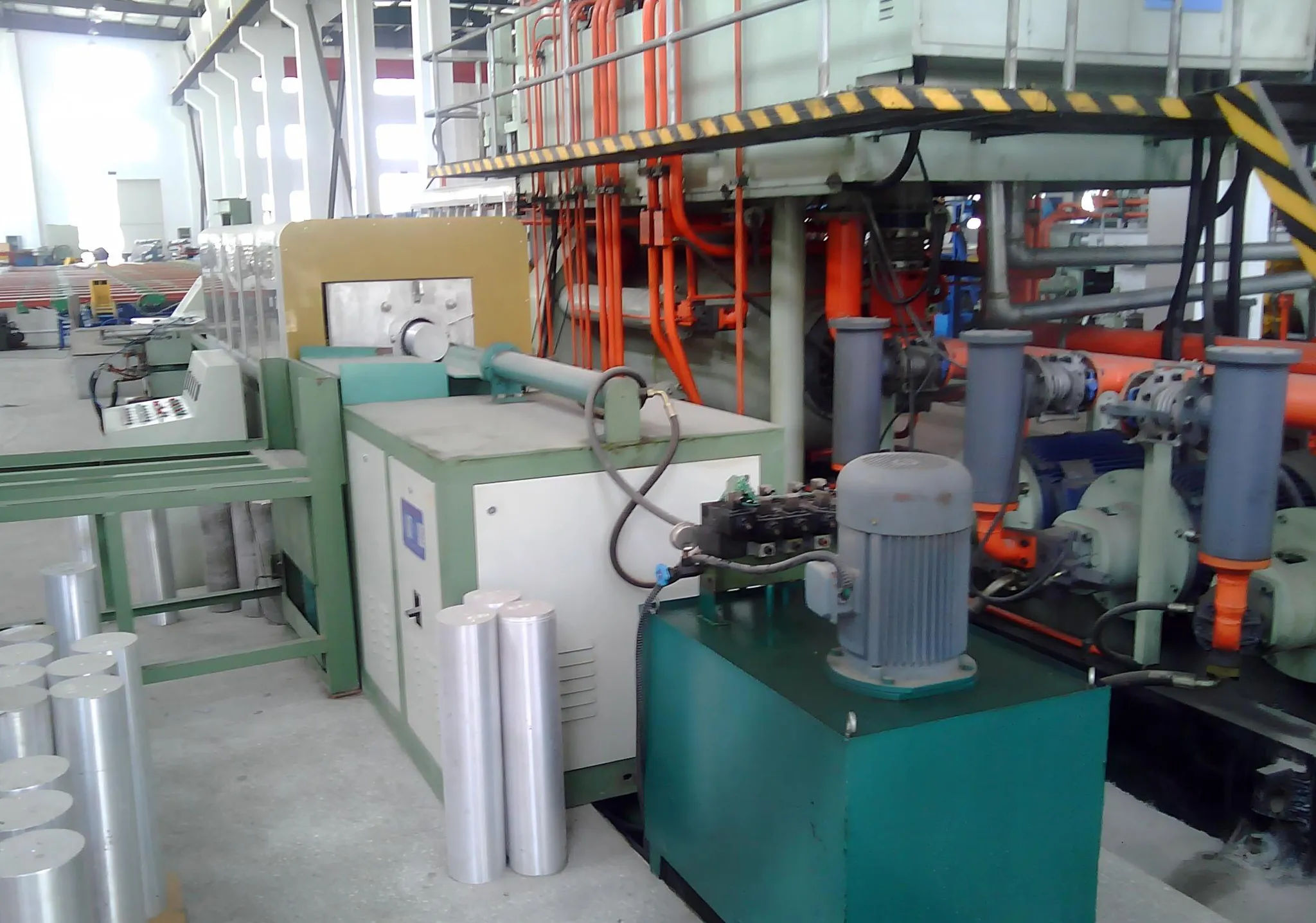 GW-300 Промышленная частотно-индукционная нагревательная печь (5)